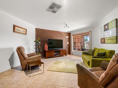 187 Currie Street, Warnbro WA 6169