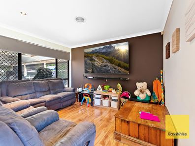 22 Crest Court, Thornlie WA 6108