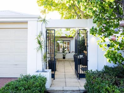 245A Weaponess Road, Wembley Downs WA 6019