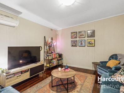 31 Manolas Way, Girrawheen WA 6064