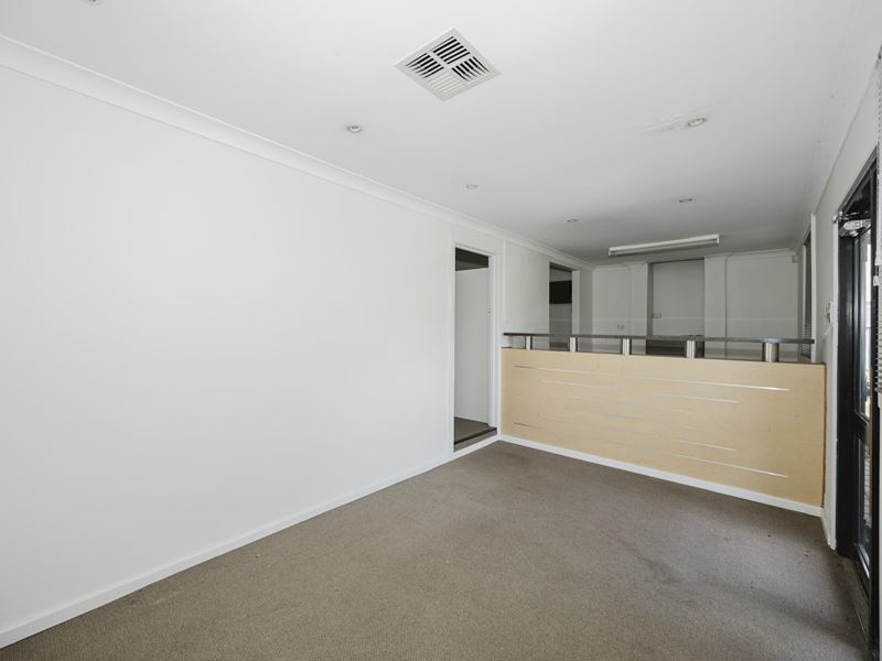 121 Wharf Street, Cannington WA 6107