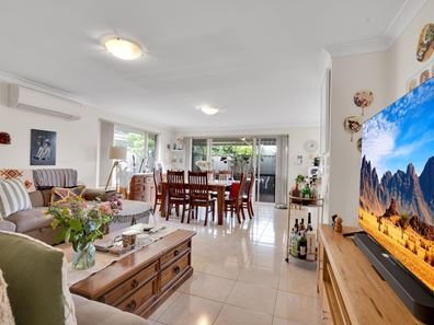 4/81 Ivanhoe St, Morley WA 6062