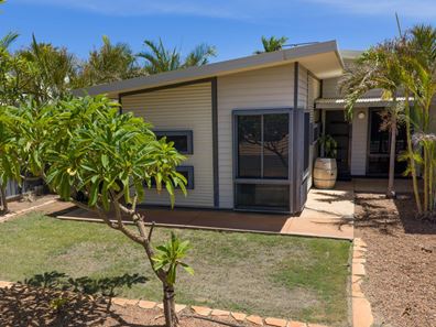 1 Jadura Crescent, Baynton WA 6714
