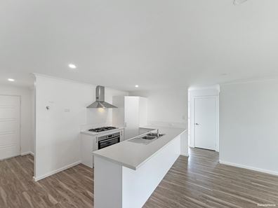 4 Mercury Way, Mckail WA 6330