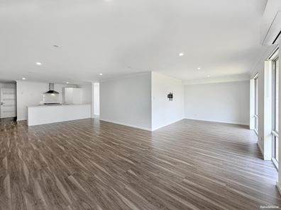 4 Mercury Way, Mckail WA 6330