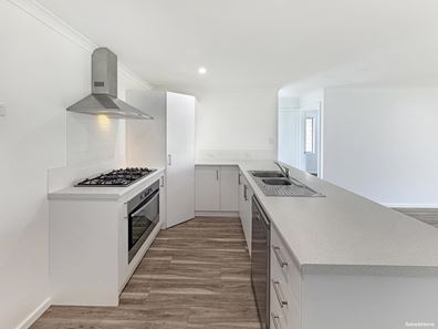4 Mercury Way, Mckail WA 6330