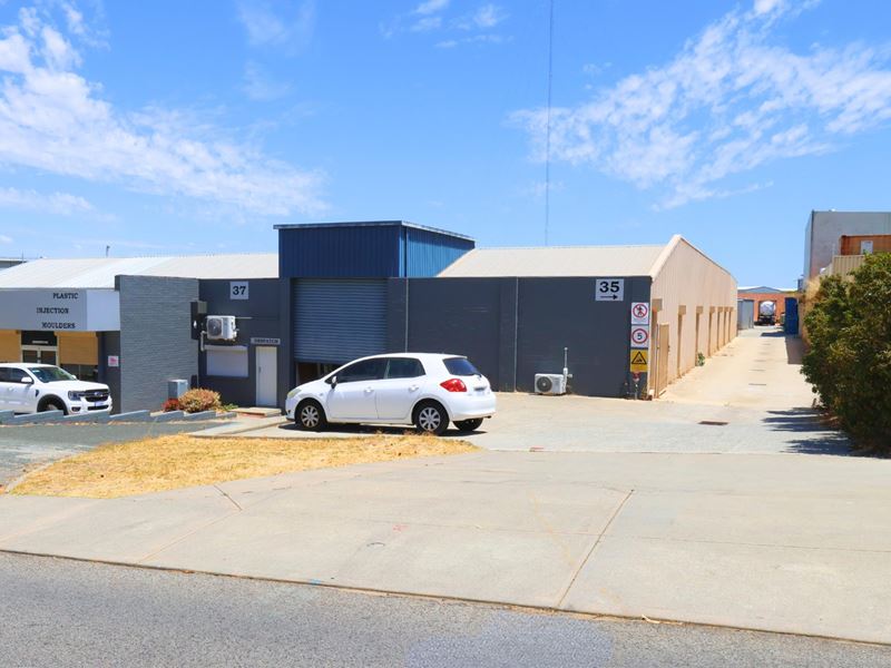 Rear of - 35 Jones Street, O'Connor WA 6163