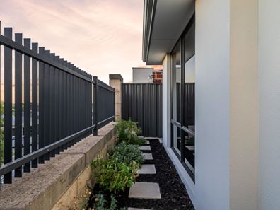 14 Cosmic Rise, Landsdale WA 6065