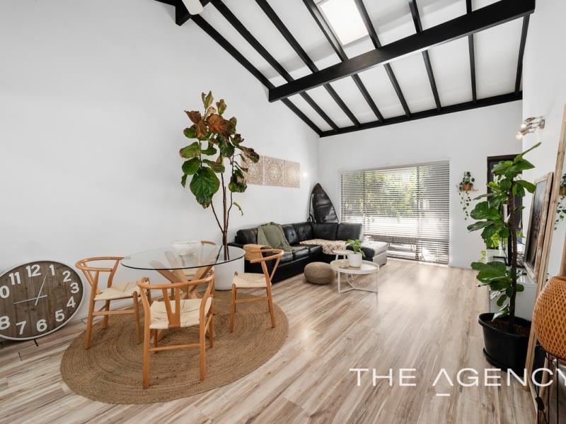 2/95 Brighton Road, Scarborough WA 6019