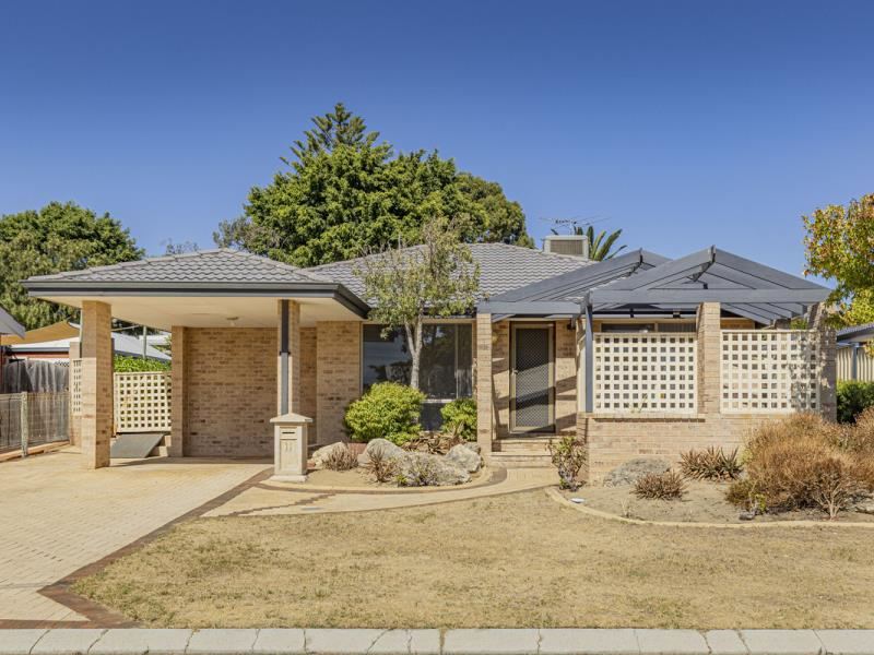 11 Banfield Grove, Clarkson WA 6030