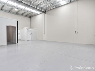 2/660 Robertson Road, Byford WA 6122