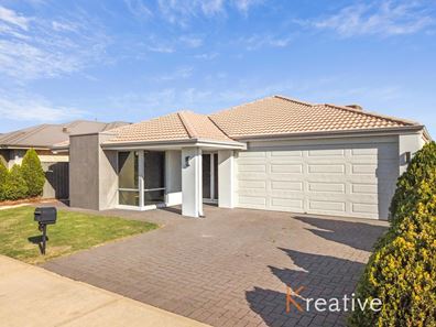 14 Limestone Rise, Piara Waters WA 6112