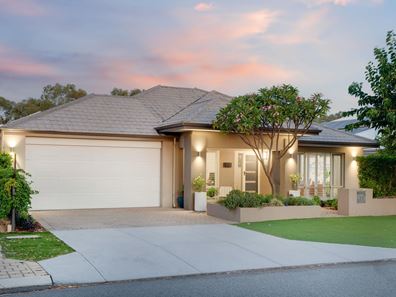 11 Eyrean Way, Gwelup WA 6018