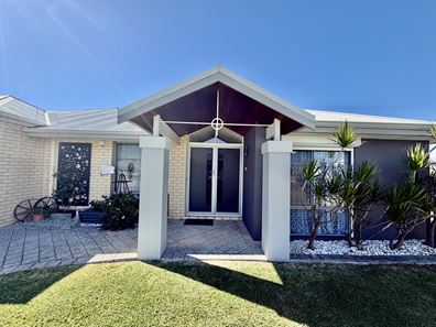 7 Gables  Green, Meadow Springs WA 6210