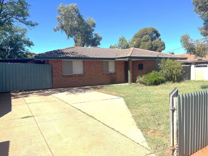 14 Boomerang Cres, South Kalgoorlie WA 6430
