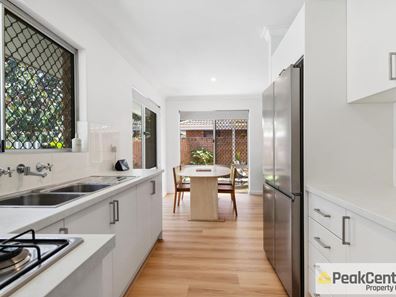 6/10-12 Palin Street, Palmyra WA 6157