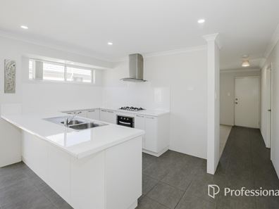 42 Munert Street, Yanchep WA 6035