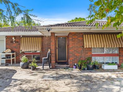 96 Third Avenue, Kelmscott WA 6111