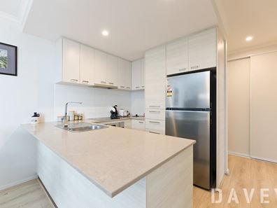 9/39 Edgehill Street, Scarborough WA 6019