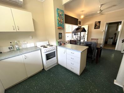 15 Weaber Plain Road, Kununurra WA 6743