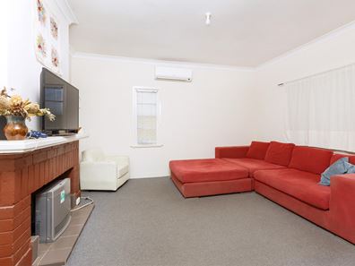 89 Gladstone Road, Rivervale WA 6103