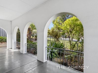 4 Clevedon Way, Karrinyup WA 6018