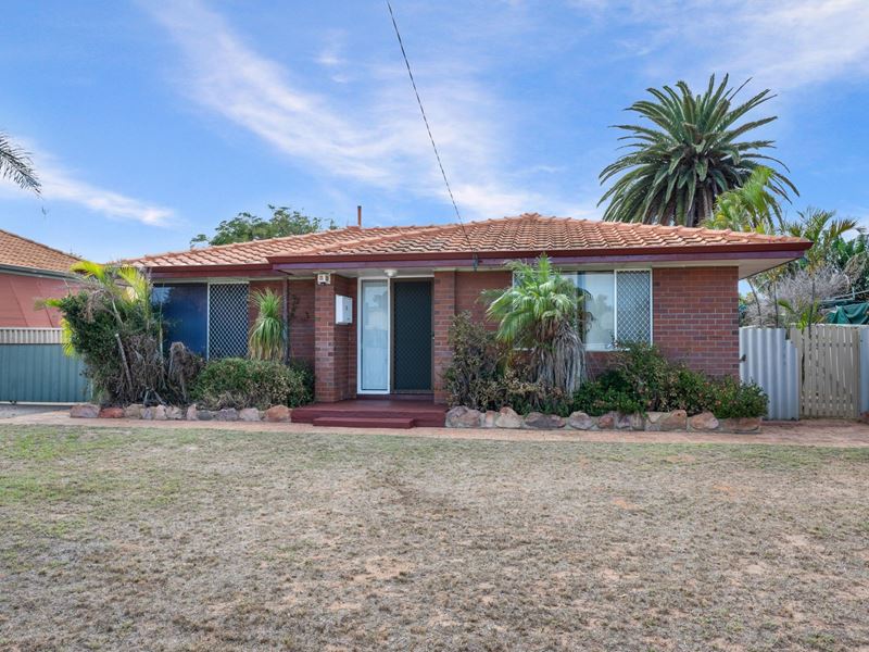 23 Felicia Street, Rangeway WA 6530