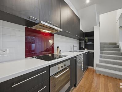 4/29 Rawlins Street, Glendalough WA 6016