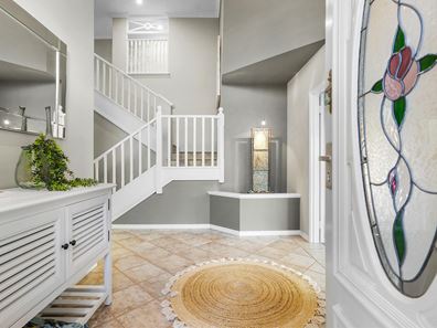 2 Ketch Close, Ocean Reef WA 6027