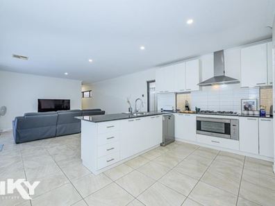 12 Zelena Terrace, Aveley WA 6069