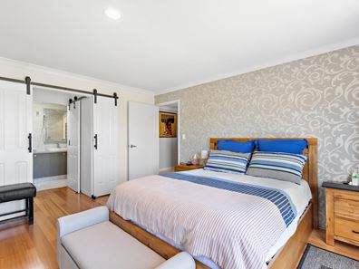 26 Drysdale Gardens, Wandi WA 6167
