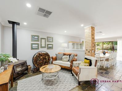 5 Carpenter Retreat, Wellard WA 6170