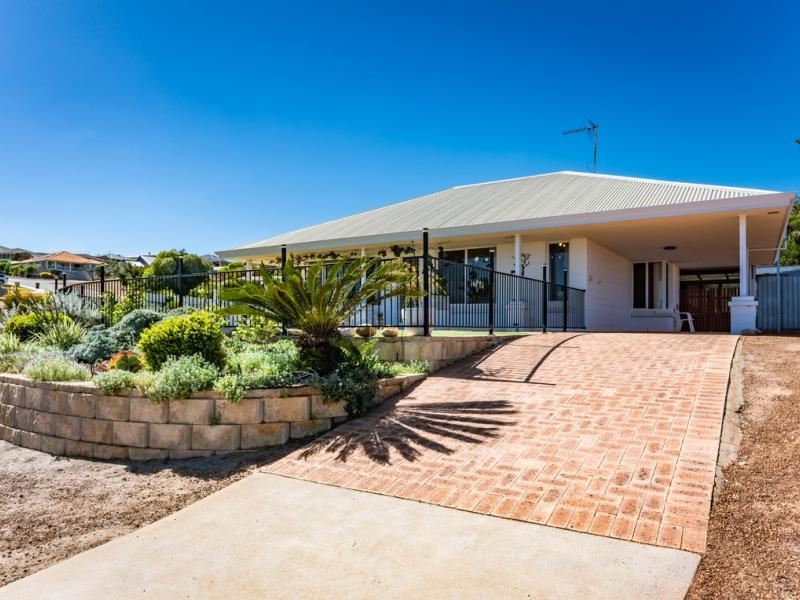 8 Mcdermott Avenue, Wandina WA 6530