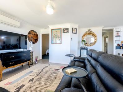 8 Mcdermott Avenue, Wandina WA 6530