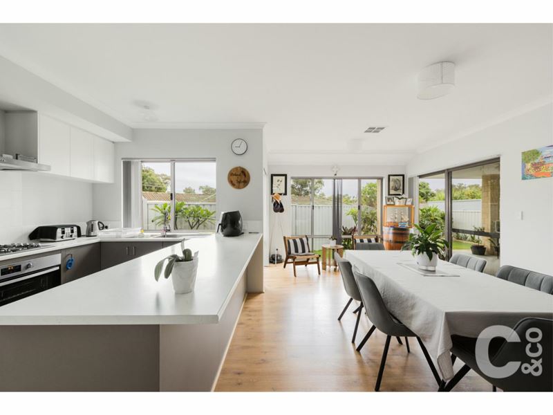 15A Hoyton Place, Parmelia WA 6167