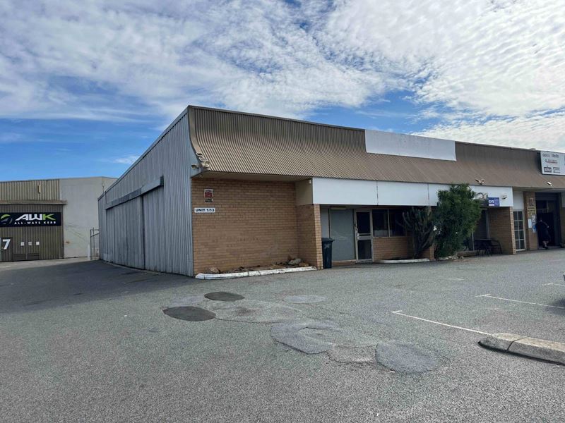 1/13 Church  Road, Maddington