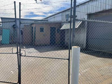 1/13 Church  Road, Maddington WA 6109