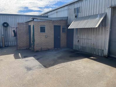 1/13 Church  Road, Maddington WA 6109
