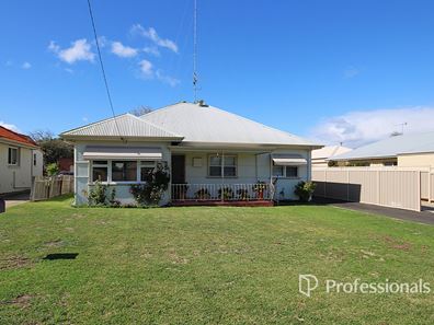 11 Mossop Street, South Bunbury WA 6230