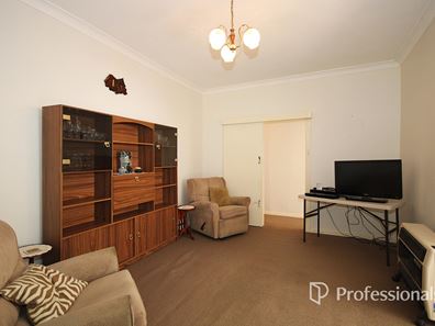 11 Mossop Street, South Bunbury WA 6230