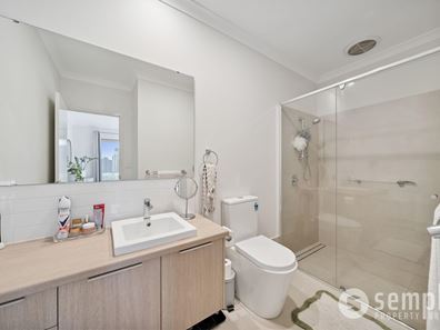36 Minigwal Loop, Hammond Park WA 6164