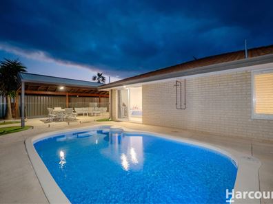 8 Mal Bay Court, Mindarie WA 6030