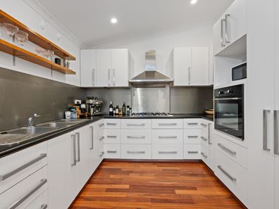107A Lewis Street, Lamington WA 6430