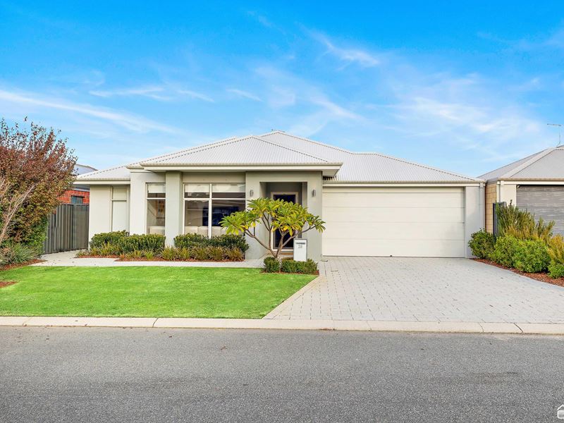 28 Heartwood Way, Hilbert