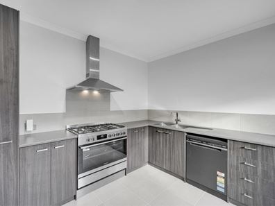 6 Charades Way, Brabham WA 6055