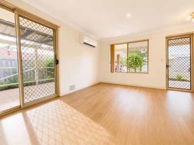 4 Fuge Lane, Leda WA 6170