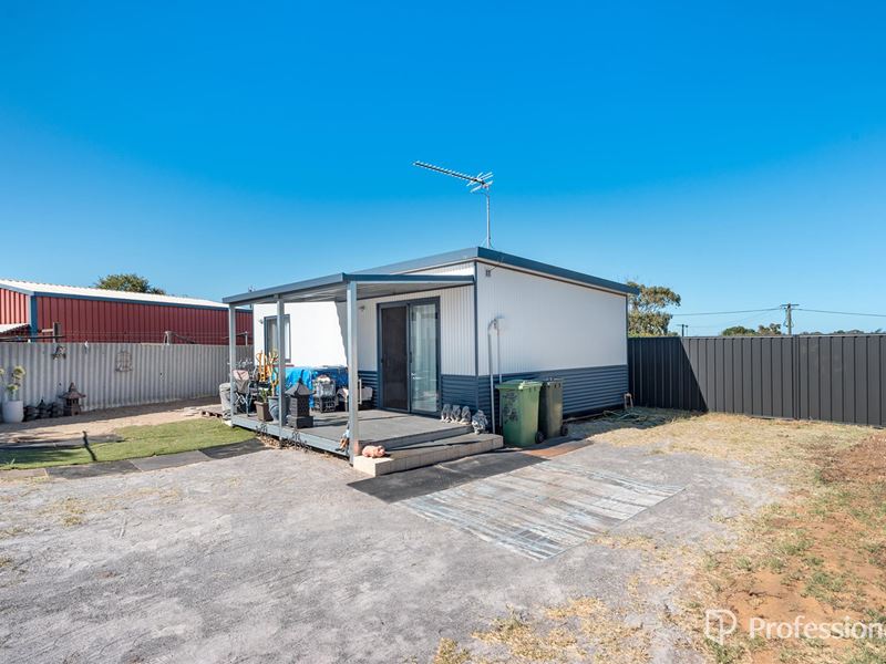 12B Goldsworthy Crescent, Spalding