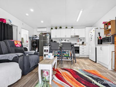 12B Goldsworthy Crescent, Spalding WA 6530