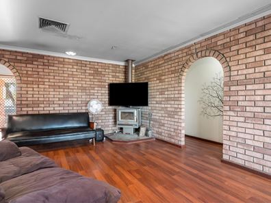 197 Bourke Street, West Lamington WA 6430