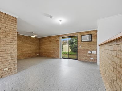 3/1 Sardam Place, Mahomets Flats WA 6530